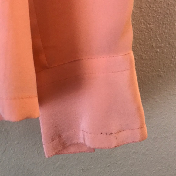 Beautiful coral silk top - Picture 5 of 6